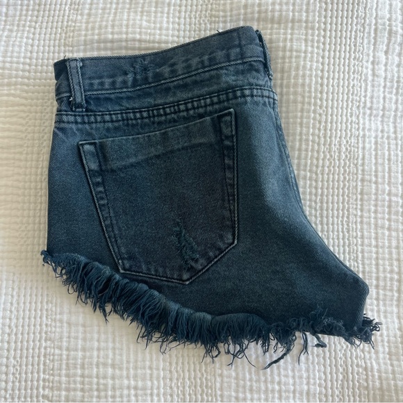 2010s mid/low-rise denim Shorts (by One Teaspoon) - Picture 2 of 4